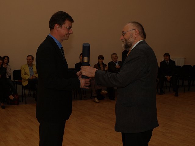 img00019.jpg