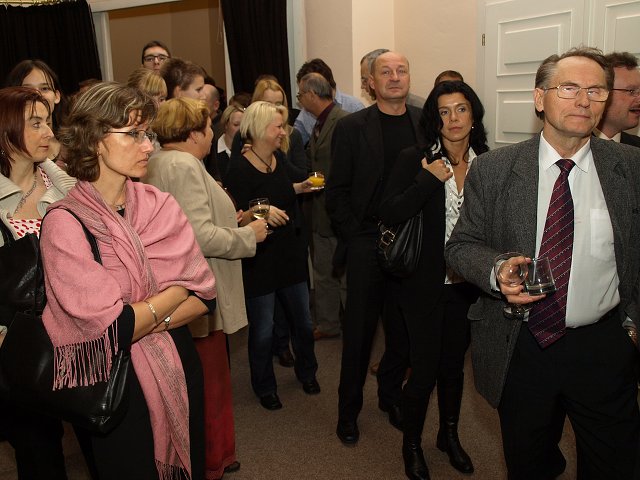 img00025.jpg